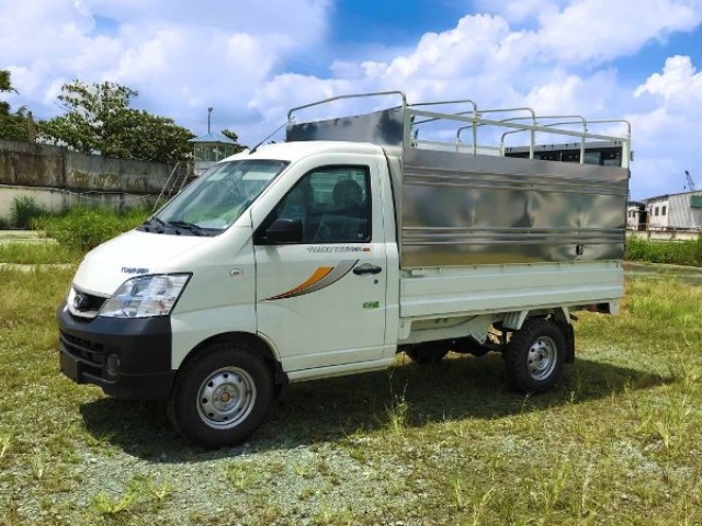 Xe tải 900 kg thùng mui bạt