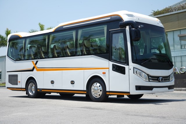 Xe 28 chỗ THACO BUS TB81S 29D - 2022