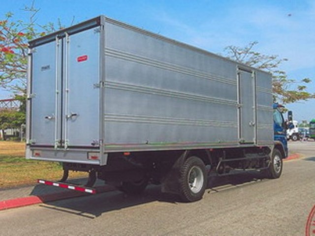 Fuso FI 12.8RL-TK2L (Fuso fi 7,5 tấn thùng kín)