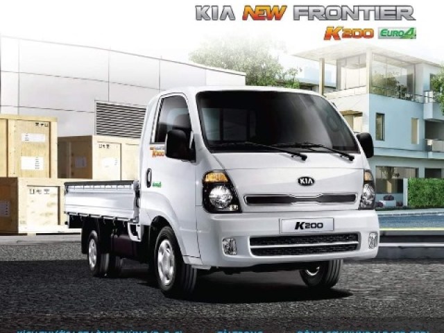 Xe tải 2 tấn Kia K200 1T9 vào thành phố