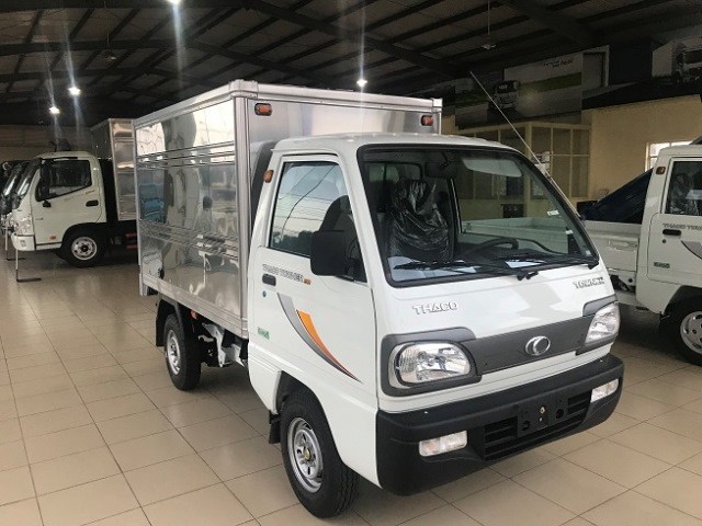 Xe tải 850kg thùng kín