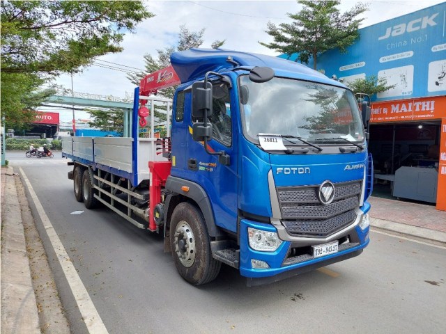Xe tải cẩu Unic 5 tấn Foton Auman C240 14 tấn thùng 8,6 mét