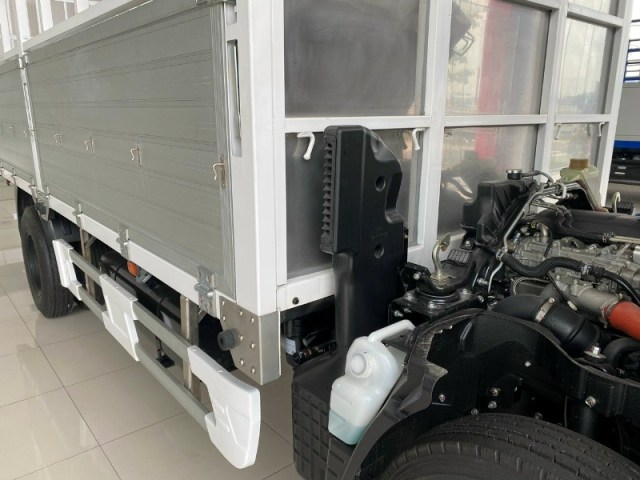 fuso-canter-tf49-1t9-thung-mui-bat04-1673229720