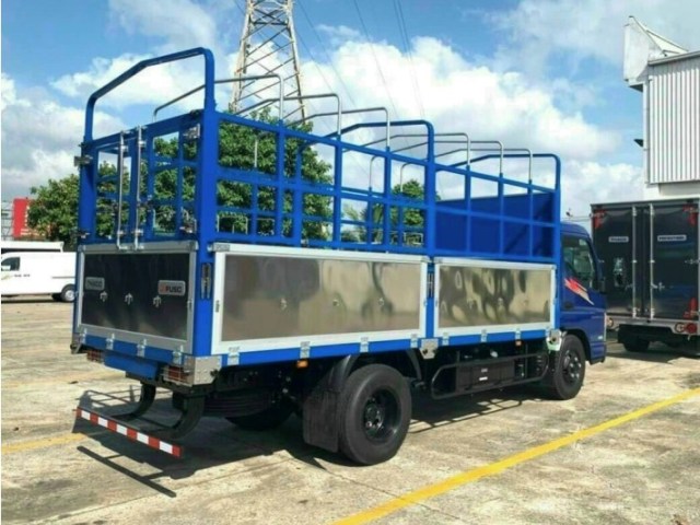 fuso-canter-tf49-1t9-thung-mui-bat10-1673229721