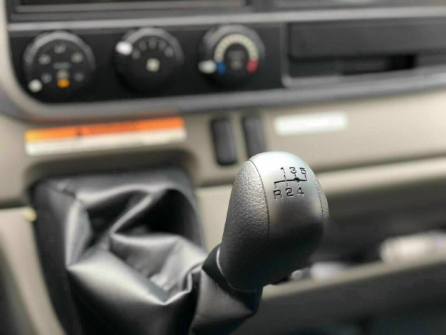 fuso-canter-tf49-1t9-thung-mui-bat11-1673229718