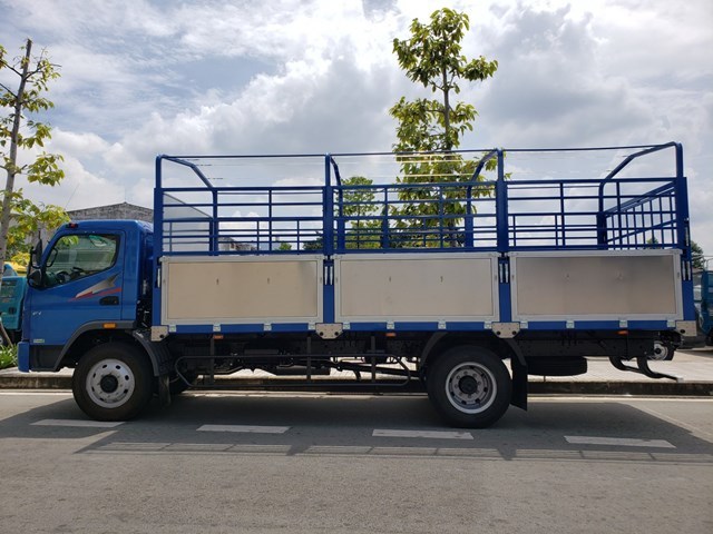 Fuso FI 170 - Thùng Bạt 6m1 - 8.3 Tấn
