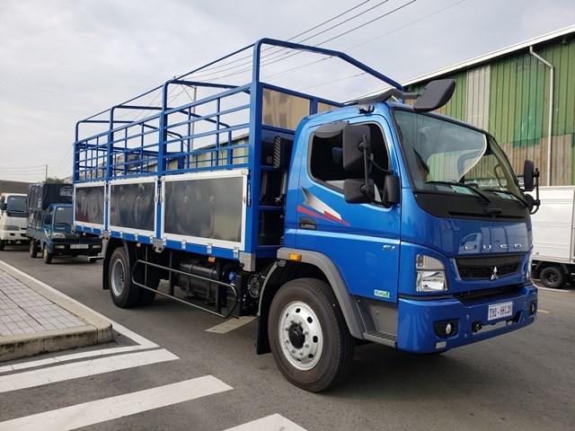 Fuso FI 170 - Thùng Bạt 6m1 - 8.3 Tấn