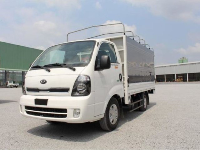 Xe tải 2 tấn Kia K200 1T9 vào thành phố