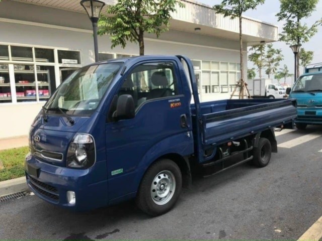 Xe tải 2 tấn Kia K200 1T9 vào thành phố