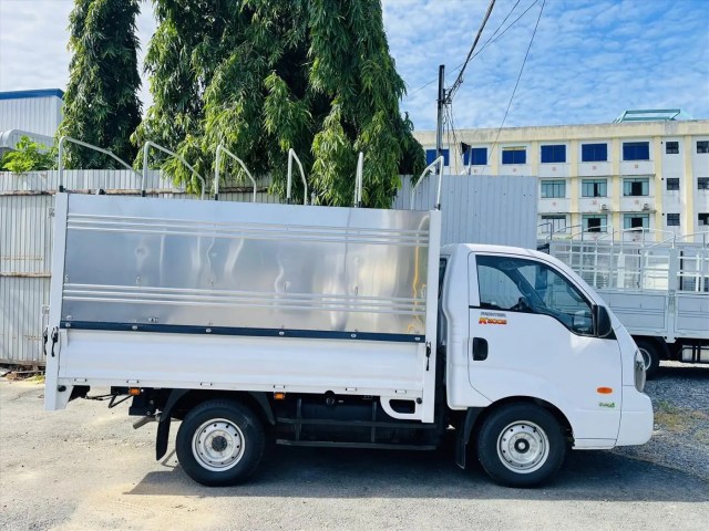 kia-k200s-mui-bat-trang