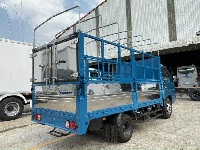 Xe tải 2T5 2.5 tấn KIA K250 thùng mui bạt mở 5 bửng