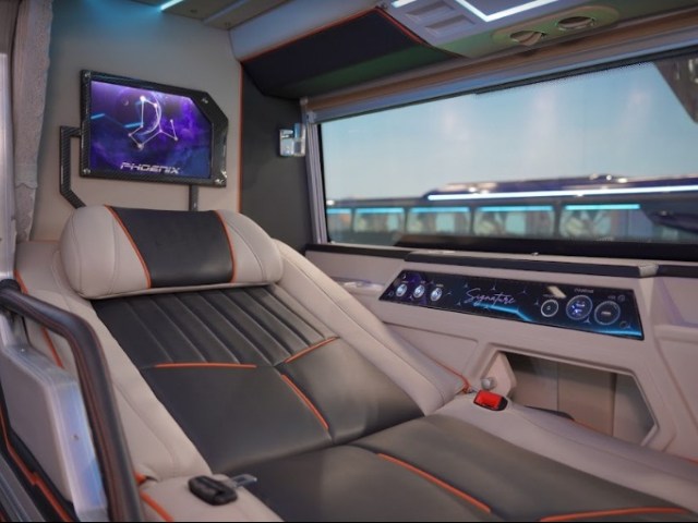 Xe 34 giường vip limousine MERCEDES-BENZ MB120SL 34P - 2022