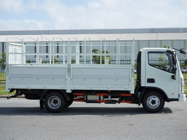 Thaco OllinS700