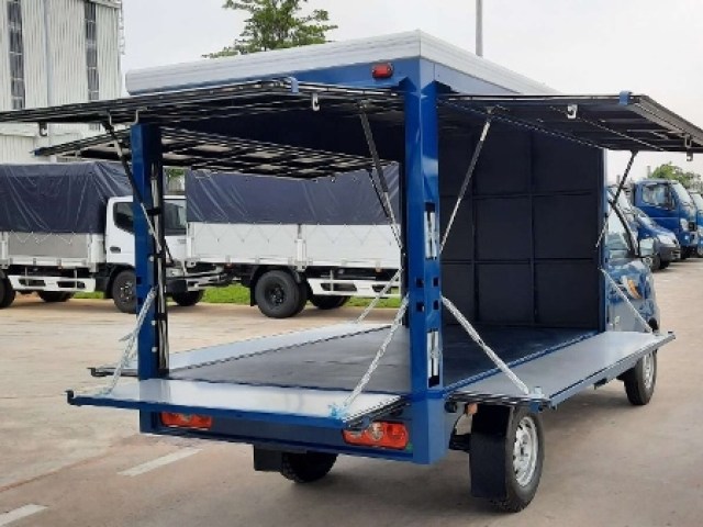 Thaco Towner 990 bán hàng lưu động