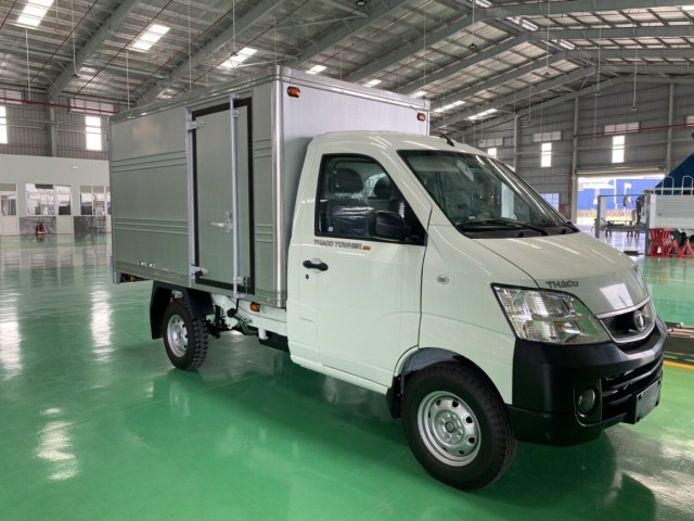 Xe tải Thaco Towner 990 nâng cấp trợ lực lái và kính chỉnh điện