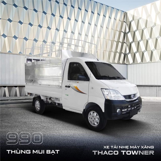 Xe tải Thaco Towner 990 nâng cấp trợ lực lái và kính chỉnh điện