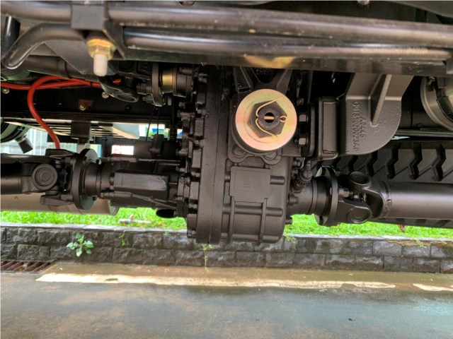 xe-tai-2-cau-6t8-thung-6m7-thaco-forland-fd150-4wd_7-1666408893