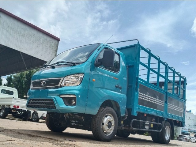 xe-tai-2-tan-thaco-tf2800_thung-mui-bat-5-bung_01-1669440715