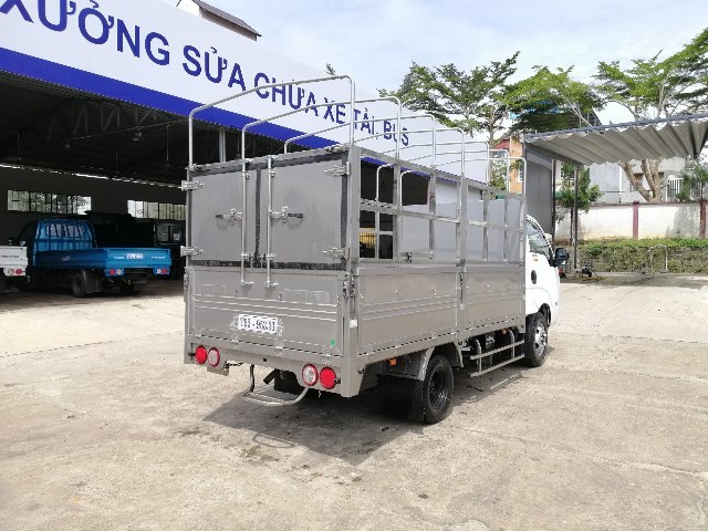 xe-tai-2t5-kia-k250-thung-inox-304-mui-bat_2-1604929341