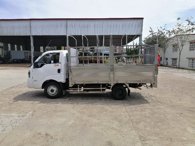 xe-tai-2t5-kia-k250-thung-inox-304-mui-bat_4-1604929341