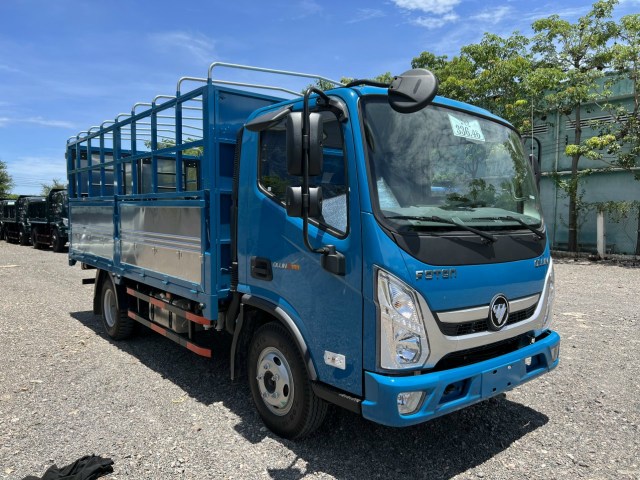 xe-tai-3t5-thaco-3tan5-ollin-s700-thung-mui-bat-xanh_8-1652076417