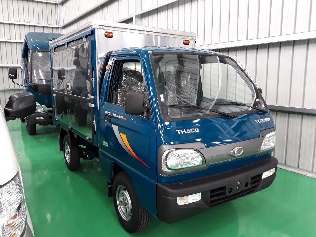 Towner 800 - xe tải nhỏ dưới 1 tấn thùng cánh dơi