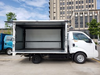 xe-tai-ban-hang-luu-dong-kia-k200-trang-1669950285