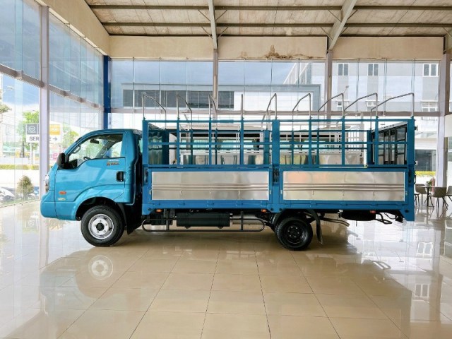 xe-tai-kia-k250-l-thung-4m5-2t4_02-1668329789