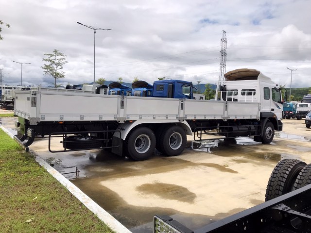 Xe tải Fuso FJ285 14.2 tấn thùng dài 9.1 mét tổng tải 24 tấn