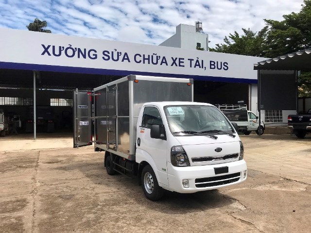 Xe tải Kia k200 thùng kín 1T9 - 1 tấn 9