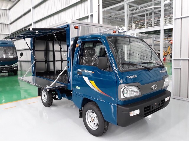 xe-tai-900kg-thung-canh-doi-ban-hang-luu-dong-1-tan.jpg